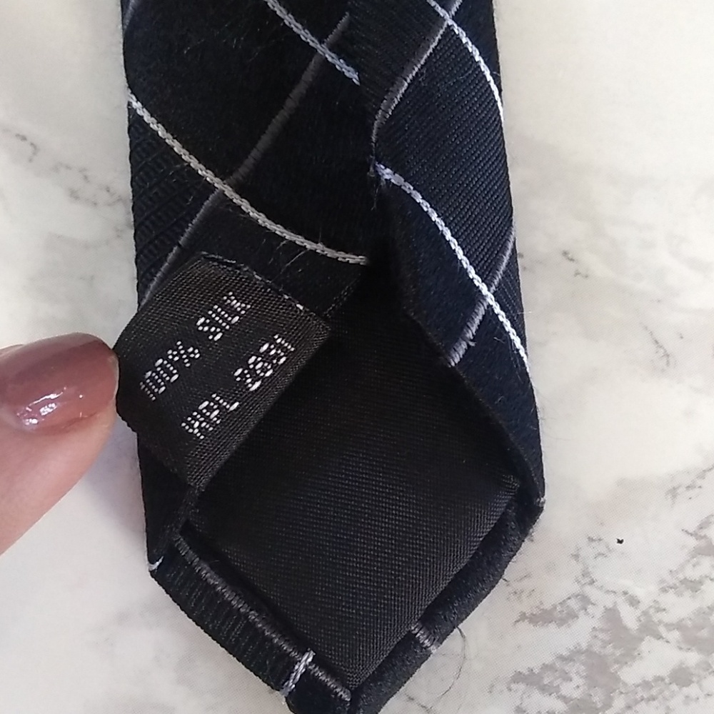 J. Ferrar Tie - Picture 5 of 5